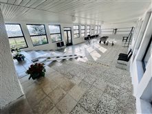 Cintorín a dom smútku